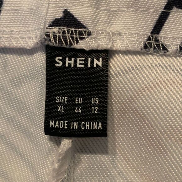 SHEIN Wild Jeans  - Picture 6 of 6